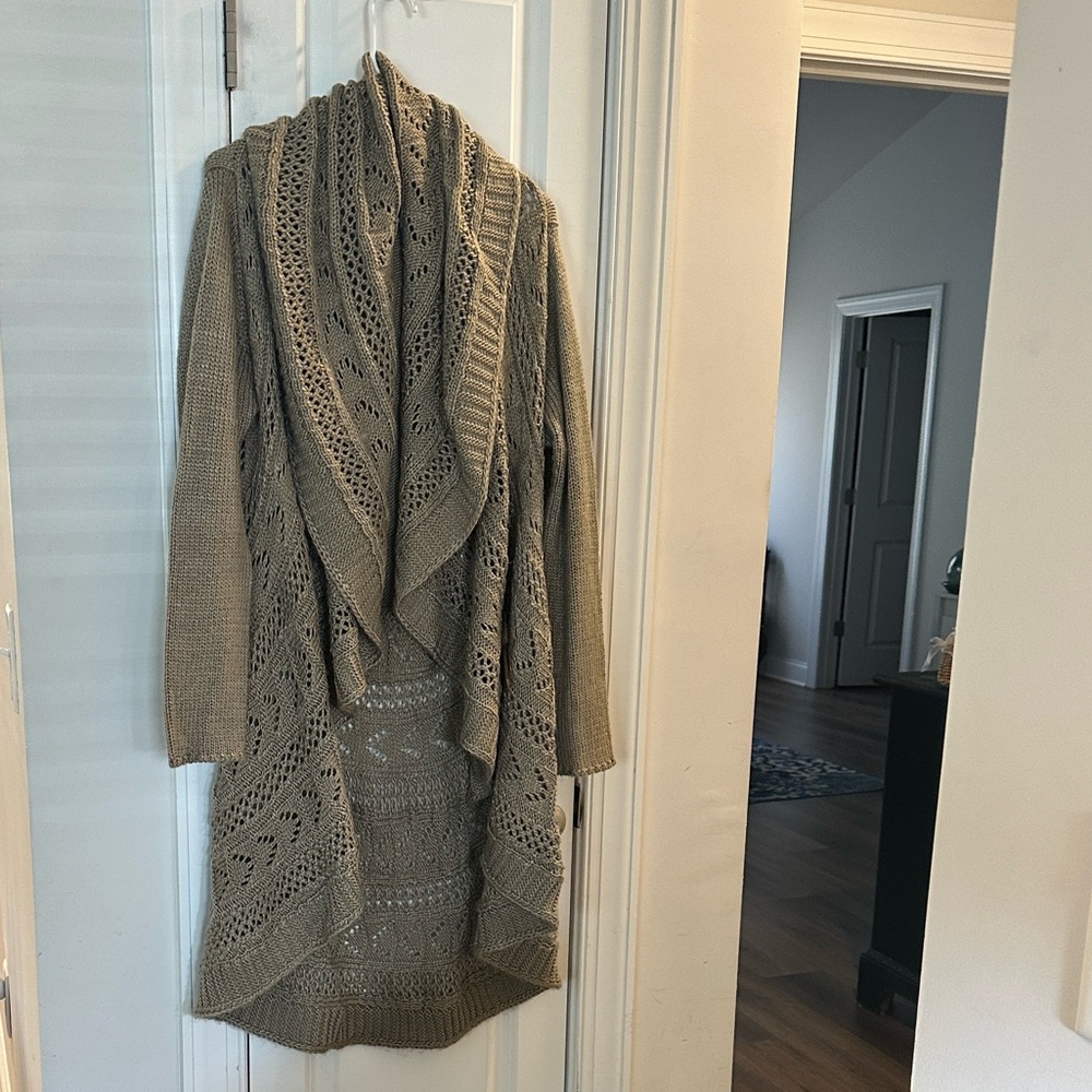 Chic Cream Women's Knit Poncho